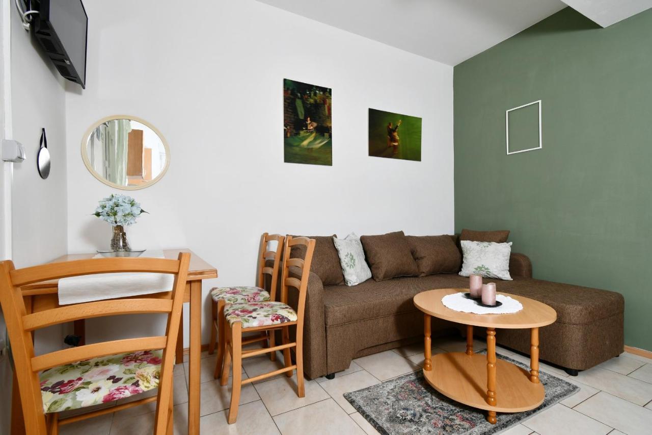 Apartments Novotny Banjol Kültér fotó