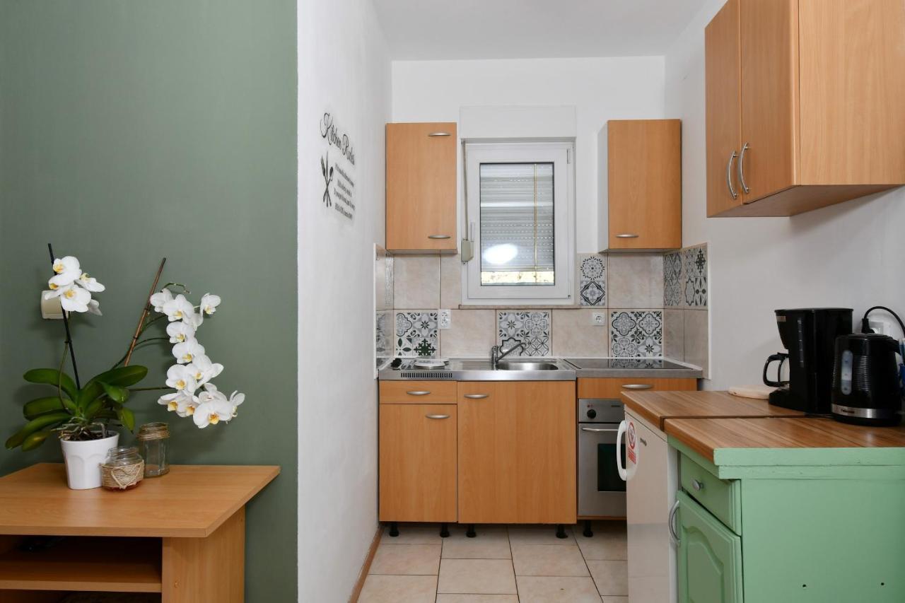 Apartments Novotny Banjol Kültér fotó