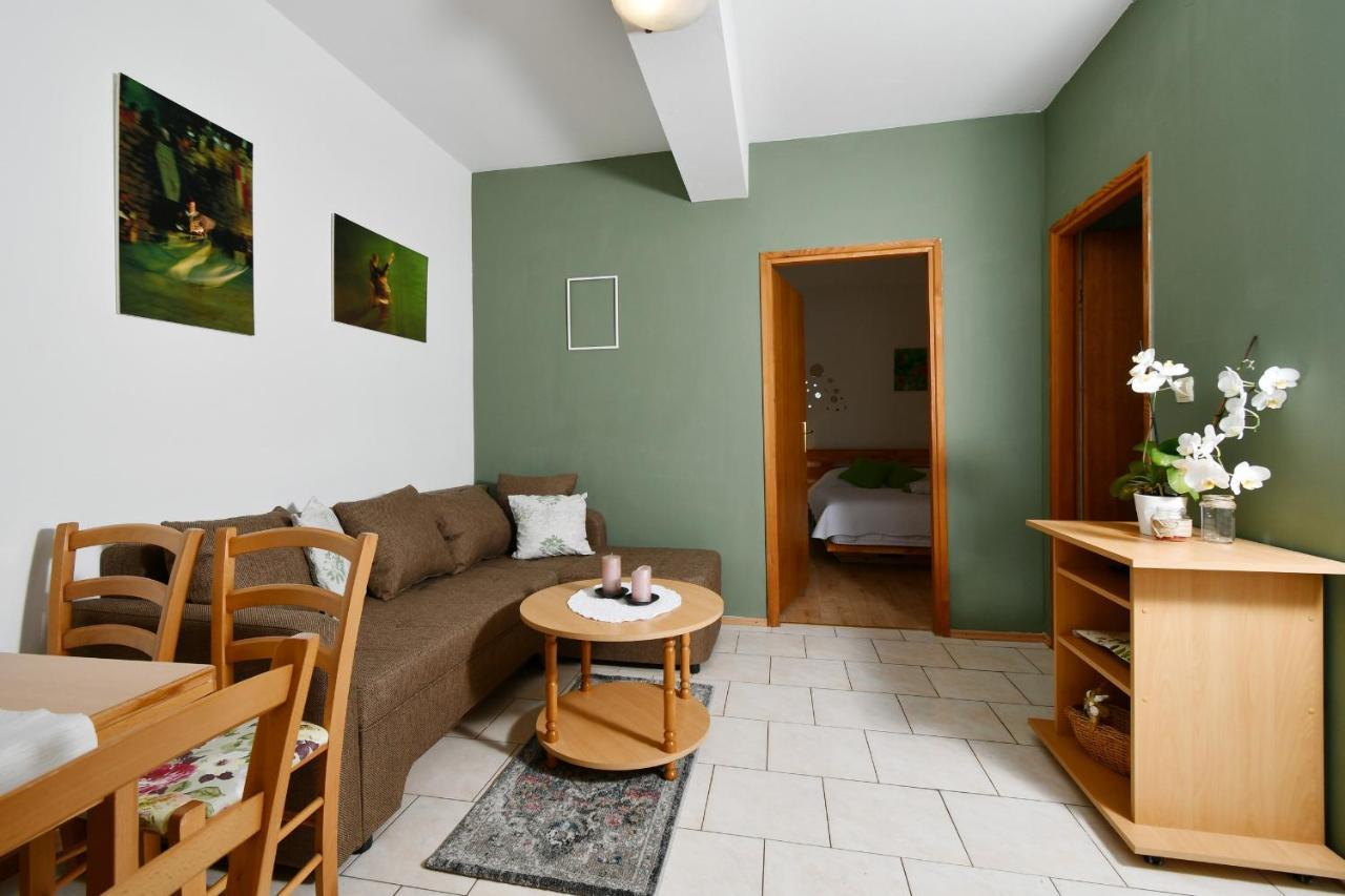 Apartments Novotny Banjol Kültér fotó