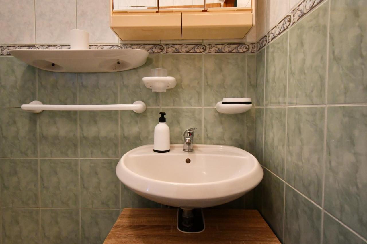 Apartments Novotny Banjol Kültér fotó