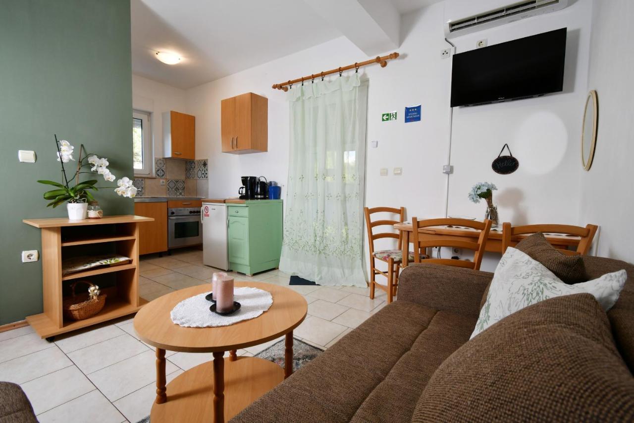 Apartments Novotny Banjol Kültér fotó